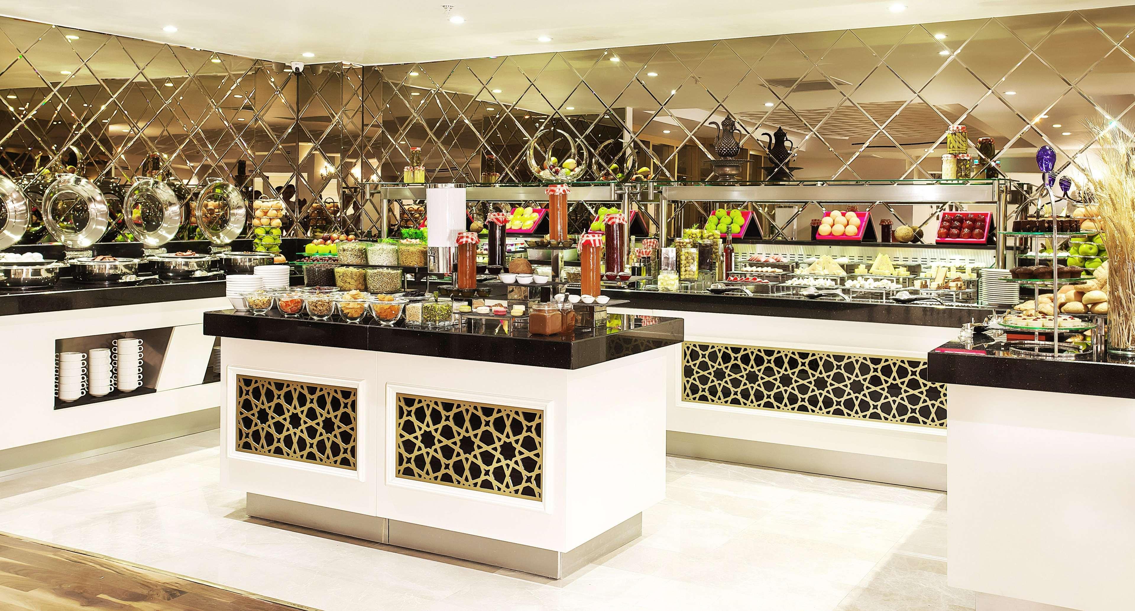 Doubletree By Hilton Gaziantep Hotel Exterior photo