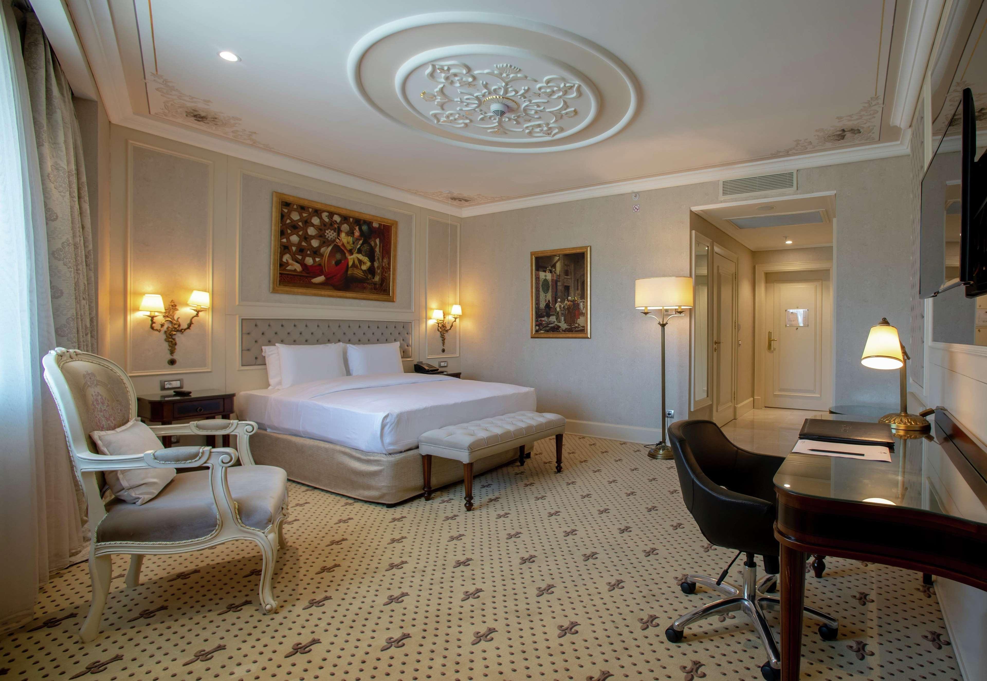 Doubletree By Hilton Gaziantep Hotel Exterior photo