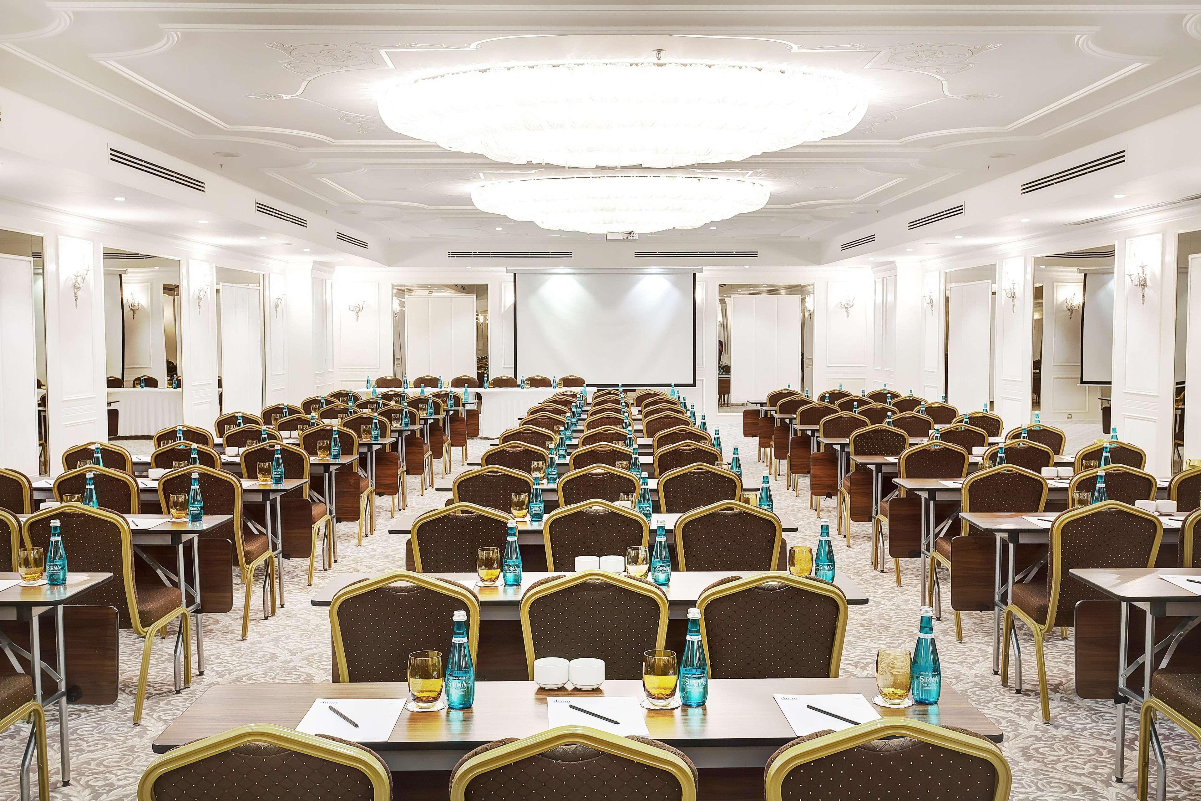Doubletree By Hilton Gaziantep Hotel Exterior photo