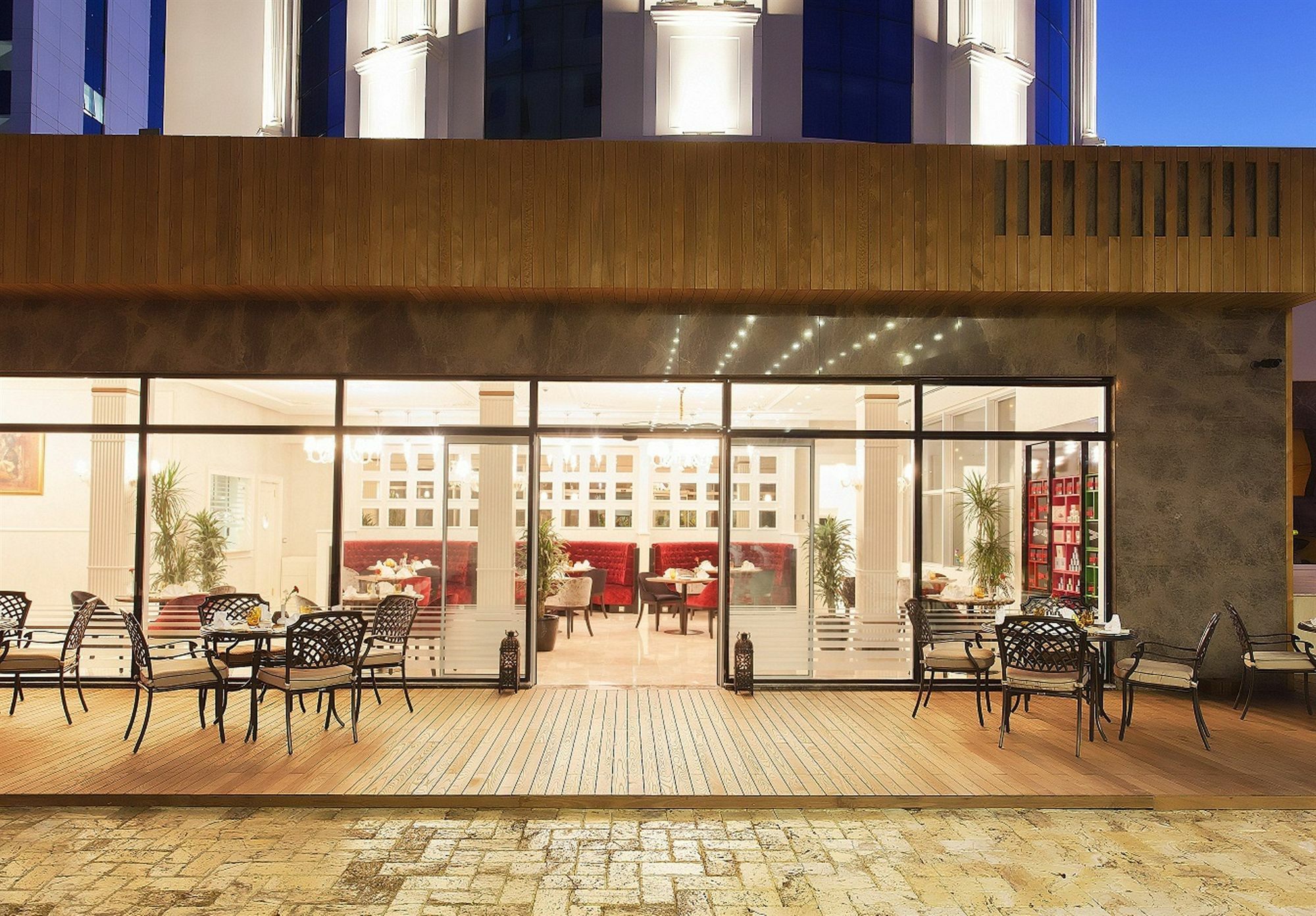 Doubletree By Hilton Gaziantep Hotel Exterior photo